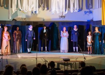 Η θεατρική ομάδα του Συλλόγου «Αργώ» στην Πεύκη