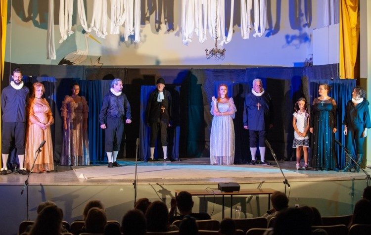 Η θεατρική ομάδα του Συλλόγου «Αργώ» στην Πεύκη