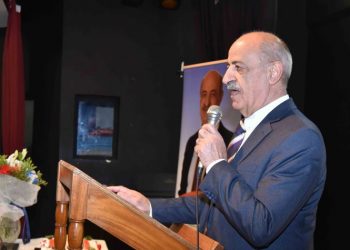 Κ. Τσιαμπάς: «Σπάταλη στον δημοτικό φωτισμό»