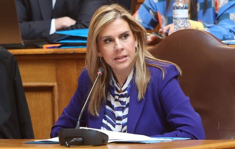 H Ζ. Ράπτη παρουσίασε στη Βουλή το Εθνικό Σχέδιο Δράσης για την Ψυχική Υγεία 2021-2030