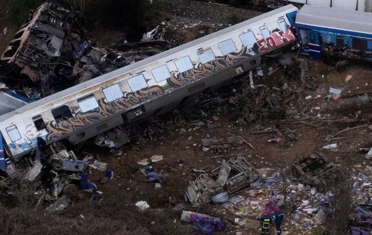 Ψυχολογική υποστήριξη των θυμάτων της τραγωδίας στα Τέμπη και των οικογενειών τους