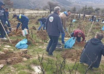 ΣΠΑΠ, μαθητές και εθελοντές (ξανα)πρασίνισαν το Πεντελικό