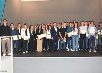 Εύσημα σε 52 αριστούχους αποφοίτους των Λυκείων του Δήμου