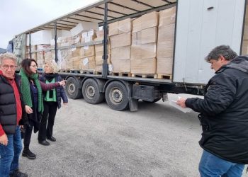 Παραδόθηκαν 500 κιβώτια ανθρωπιστικής βοήθειας για τους σεισμόπληκτους της Τουρκίας