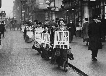 Δ. Παπακωνσταντίνου: «Οφείλουμε να αποδεικνύουμε ότι στηρίζουμε την ισότητα των δύο φύλων»