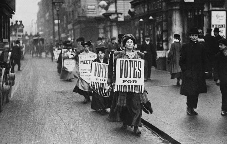 Δ. Παπακωνσταντίνου: «Οφείλουμε να αποδεικνύουμε ότι στηρίζουμε την ισότητα των δύο φύλων»