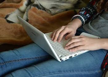 Ημερίδα για το διαδίκτυο και τους κινδύνους του