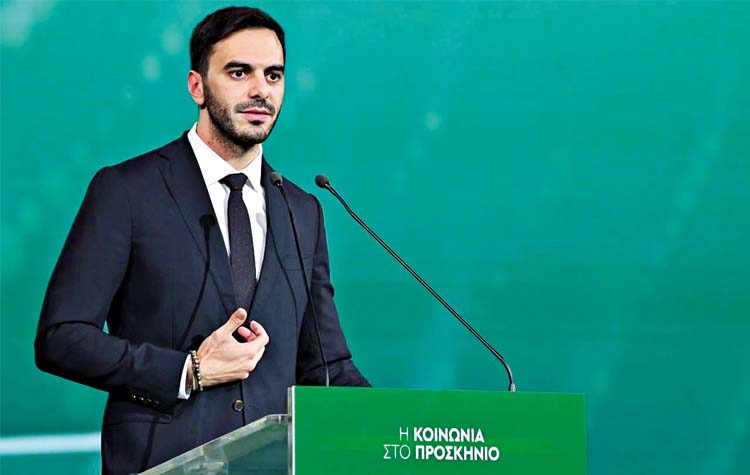 Μανώλης Χριστοδουλάκης: «Πέσαμε, αντέξαμε και αναγεννιόμαστε, όπως η ελληνική κοινωνία»