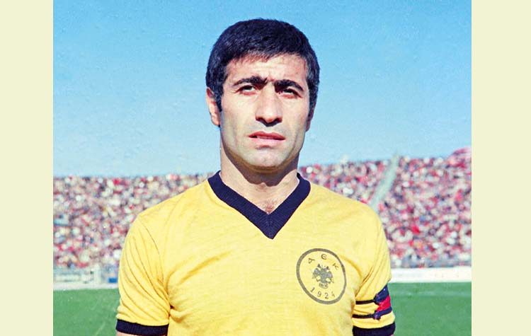 Μίμης Παπαϊωάννου: Ένας τεράστιος παίκτης