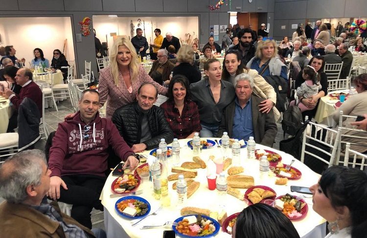 Μαζί με συνδημότες της γιόρτασε τα Κούλουμα η Μαρίνα Πατούλη - Σταυράκη