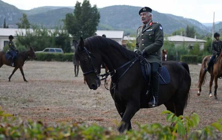 To ιππικό βγήκε στο Σύνταγμα ενόψει της παρέλασης