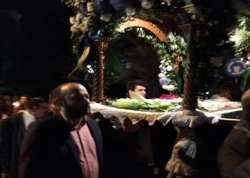 «Δήμος Μπροστά+»: Συγκίνηση και κατάνυξη στην περιφορά του Επιταφίου