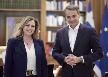 Συνάντηση Κυριάκου Μητσοτάκη με την Άρια Αγάτσα στο Μαξίμου