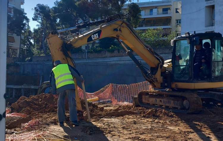 «Αλλάζουμε»: «”Κόλλησε” για καλά το νέο Δημαρχείο - Λύση τώρα»