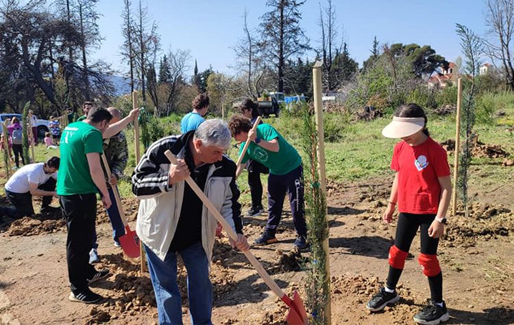 «Πρασίνισαν» Κρυονέρι και Ροδόπολη