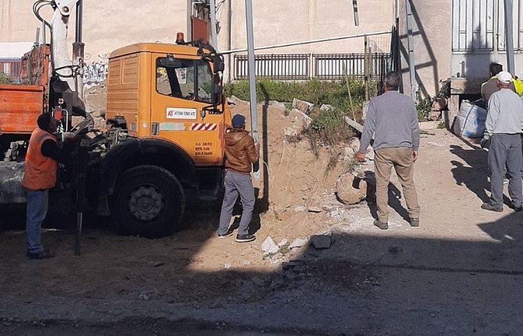 Συνεχίζονται οι διανοίξεις δρόμων στην πόλη