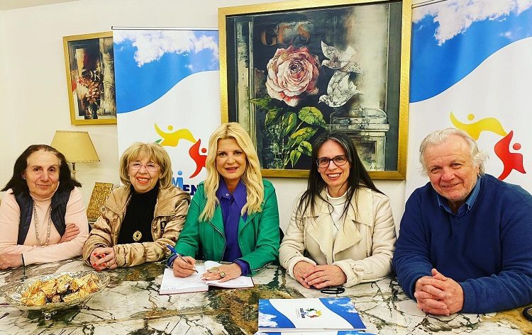 Με το ΔΣ της Κινηματογραφικής Λέσχης Πεύκης συναντήθηκε η Μαρίνα Πατούλη - Σταυράκη