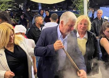 Στις εορταστικές εκδηλώσεις του Δήμου συμμετείχε ο Βλάσσης Σιώμος