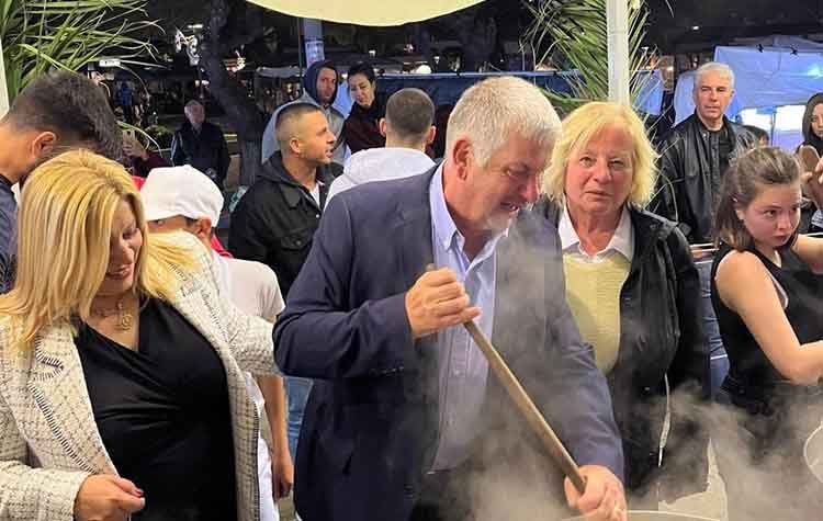 Στις εορταστικές εκδηλώσεις του Δήμου συμμετείχε ο Βλάσσης Σιώμος