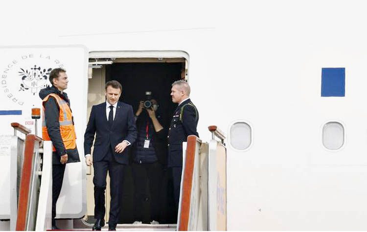 Μακρόν στη Κίνα: Κινεζικό… κλειδί