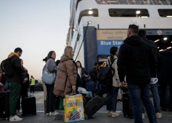 Σε εξέλιξη η έξοδος των εκδρομέων του Πάσχα από τα λιμάνια της Αττικής