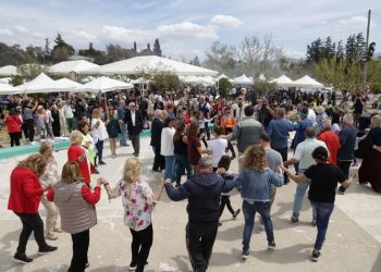 Περιφέρεια Αττικής: «Πάνω από 5.000 πολίτες έκαναν Πάσχα στο πάρκο “Τρίτση”»