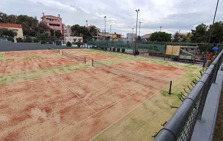 Ολοκληρώθηκαν οι εργασίες στα γήπεδα τένις του Δήμου