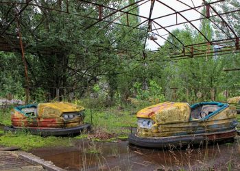 Πράσινο & Μωβ: 37 χρόνια μετά - Κανένα περιθώριο για νέο Τσερνομπίλ