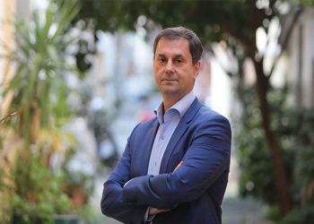 Ευχές Χάρη Θεοχάρη για τις ημέρες του Πάσχα