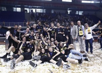 Γιώργος Σκαραφίγκας: Ξεπεράσαμε πολλές δυσκολίες- Παύλος Ξύδας: Ονειρεμένη χρονιά