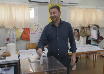 Στο Αρκαλοχώρι Κρήτης ψήφισε ο Νίκος Ανδρουλάκης