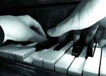 Κόντρα στην «παραφωνία» της εποχής