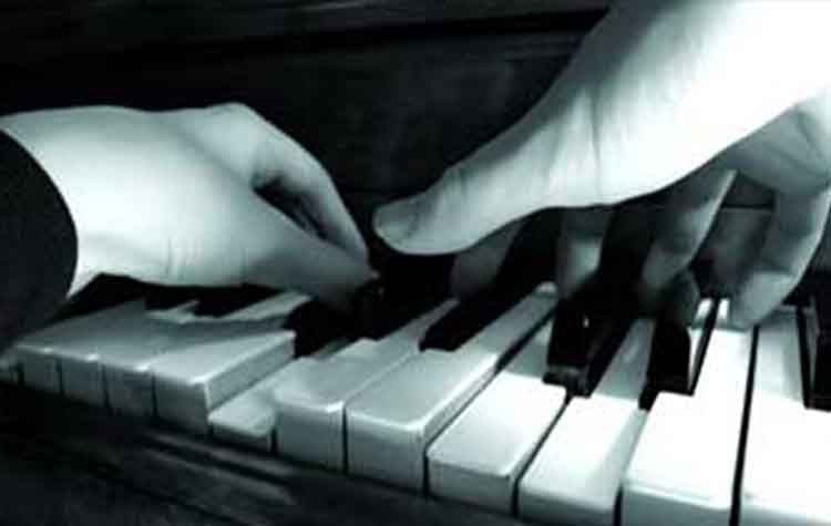 Κόντρα στην «παραφωνία» της εποχής