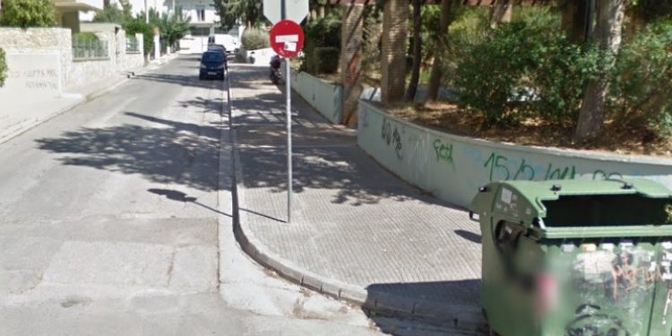 Υπόγειοι κάδοι… αντιδράσεων στην πλατεία Ιόλα