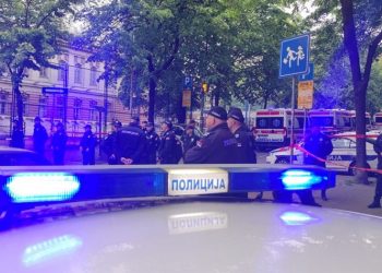 Βελιγράδι: 14χρονος άνοιξε πυρ σε σχολείο – Οκτώ παιδιά κι ένας φύλακας νεκροί