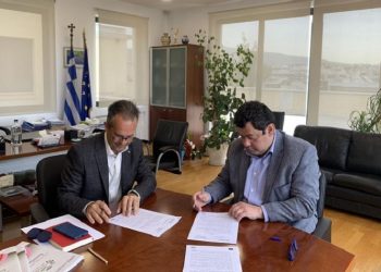 Την ενεργειακή αναβάθμιση σχολικών κτηρίων υπέγραψε ο Τάσος Μαυρίδης