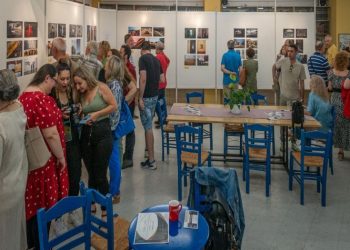 Ιωνικός Σύνδεσμος: Έκθεση φωτογραφίας «Η μέρα μετά …»