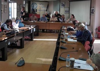 Κόντρα δημάρχου - Λαϊκής Συσπείρωσης με φόντο τους εργαζομένους του Δήμου