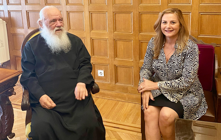 Με τον Αρχιεπίσκοπο Ιερώνυμο συναντήθηκε η Φαίνη Χατζηαθανασιάδου
