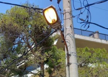 Κ. Τσιαμπάς: «Σπατάλες ηλεκτροφωτισμού από τη δημοτική Αρχή»