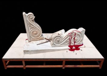 Νίκος Ζήβας: Έκθεση έργων από «το αίμα της μνήμης»