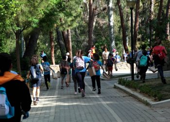 Οι μαθητές «αγκάλιασαν» το περιβάλλον… τρέχοντας