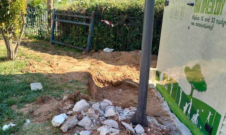 «Νέα Αρχή»: «Εύλογα ερωτήματα για το σπιτάκι ανακύκλωσης στον Τσακό»