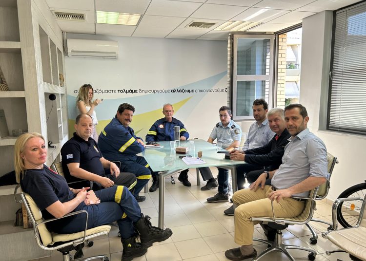 Η αντιπυρική θωράκιση του Δήμου επί τάπητος στη συνεδρίαση του ΣΤΟ Πολιτικής Προστασίας