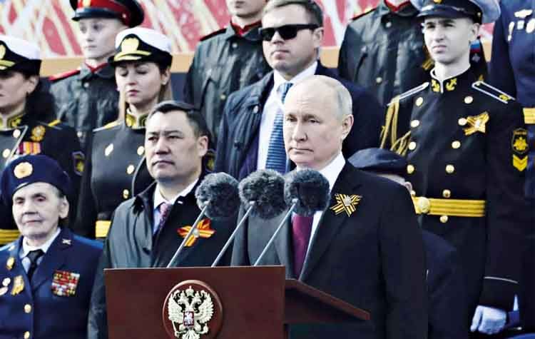 Πόλεμος στην Ουκρανία: Στα «νύχια» του Βλάντιμιρ Πούτιν