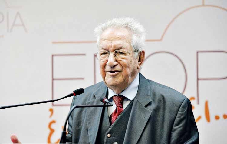 Ο Γιάννης Μαρίνος πρότυπο δημοσιογράφου