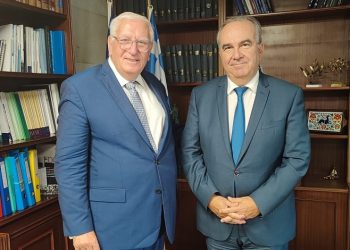 Η πολιτική επικαιρότητα βρέθηκε στην ατζέντα του Παναγιώτη Ιωάννου και του Νίκου Παπαθανάση