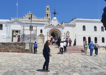 Διήμερη εκδρομή στην Τήνο πραγματοποίησαν τα μέλη των ΚΑΠΗ