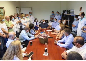 Γ. Πατούλης από το Νοσοκομείο «Άγ. Ανάργυροι»: «Ενίσχυση Δομών Υγείας και στήριξη προσωπικού»