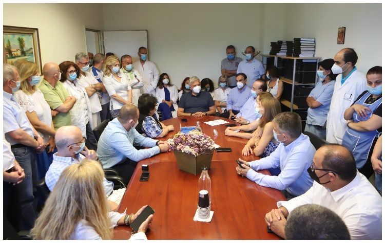 Γ. Πατούλης από το Νοσοκομείο «Άγ. Ανάργυροι»: «Ενίσχυση Δομών Υγείας και στήριξη προσωπικού»